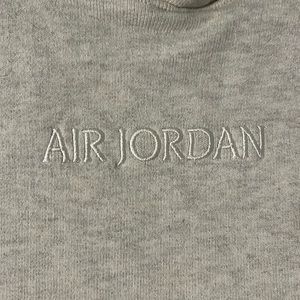 air jordan hoodie size small